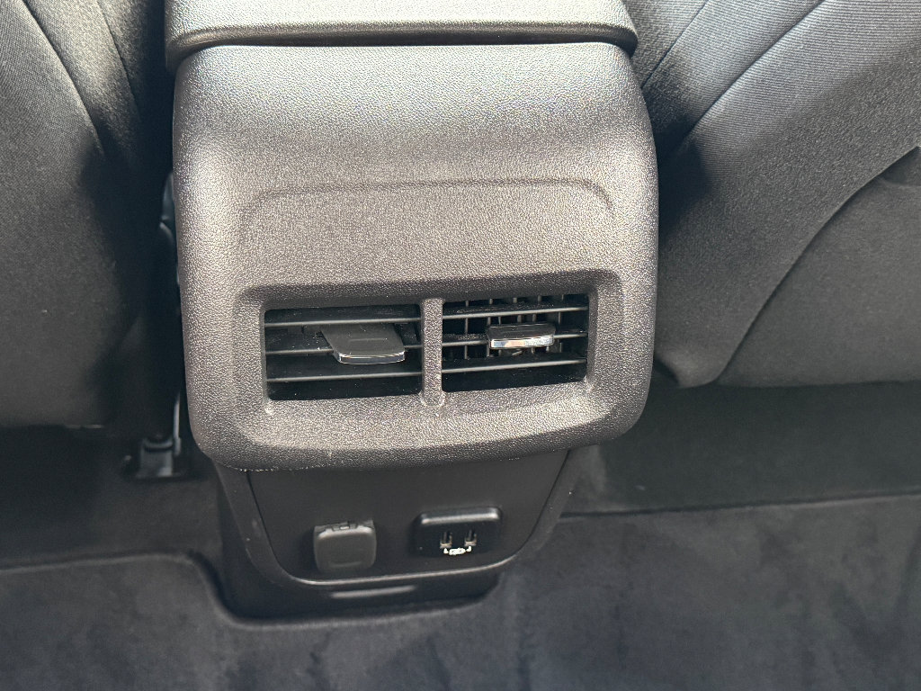 Used 2018 Chevrolet Equinox LT w/ Sun & Infotainment Package image 15
