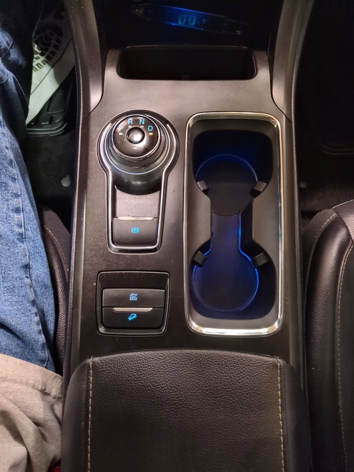 Used 2019 Ford Fusion Titanium image 19