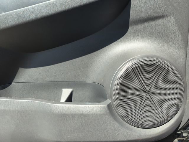 Certified 2021 Nissan Kicks S image 30