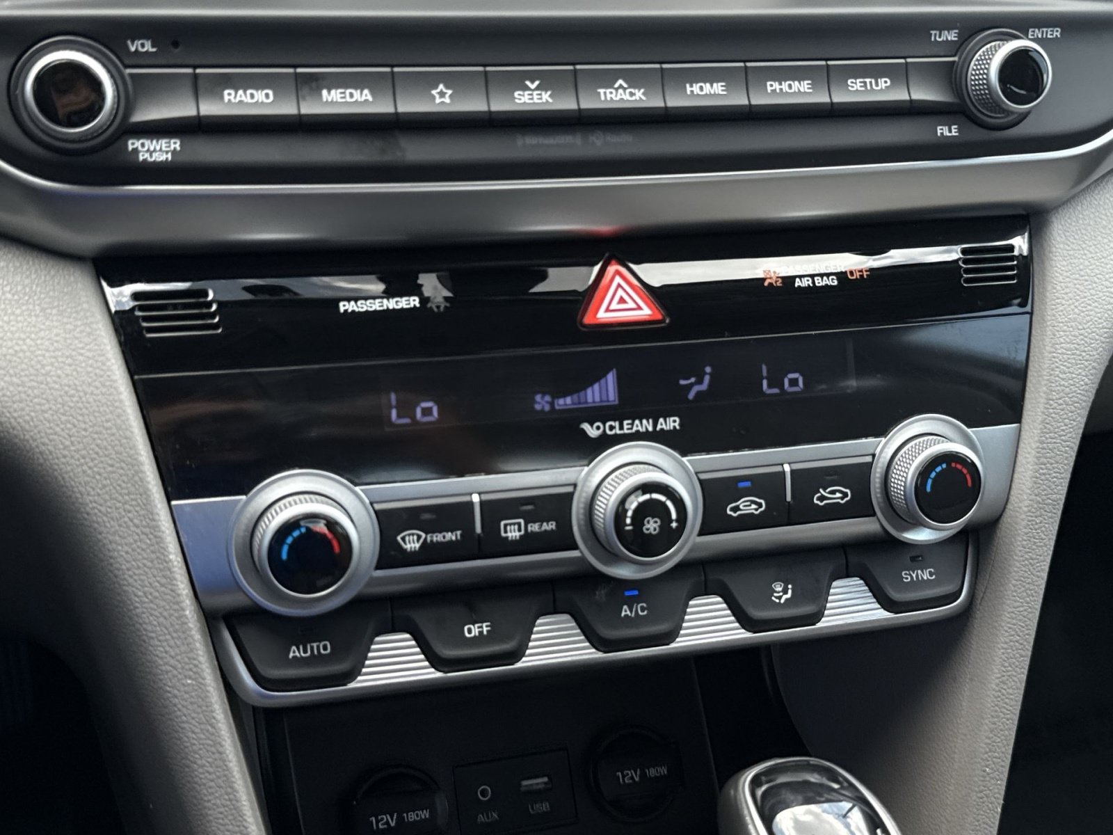 Used 2020 Hyundai Elantra Value Edition FWD image 21