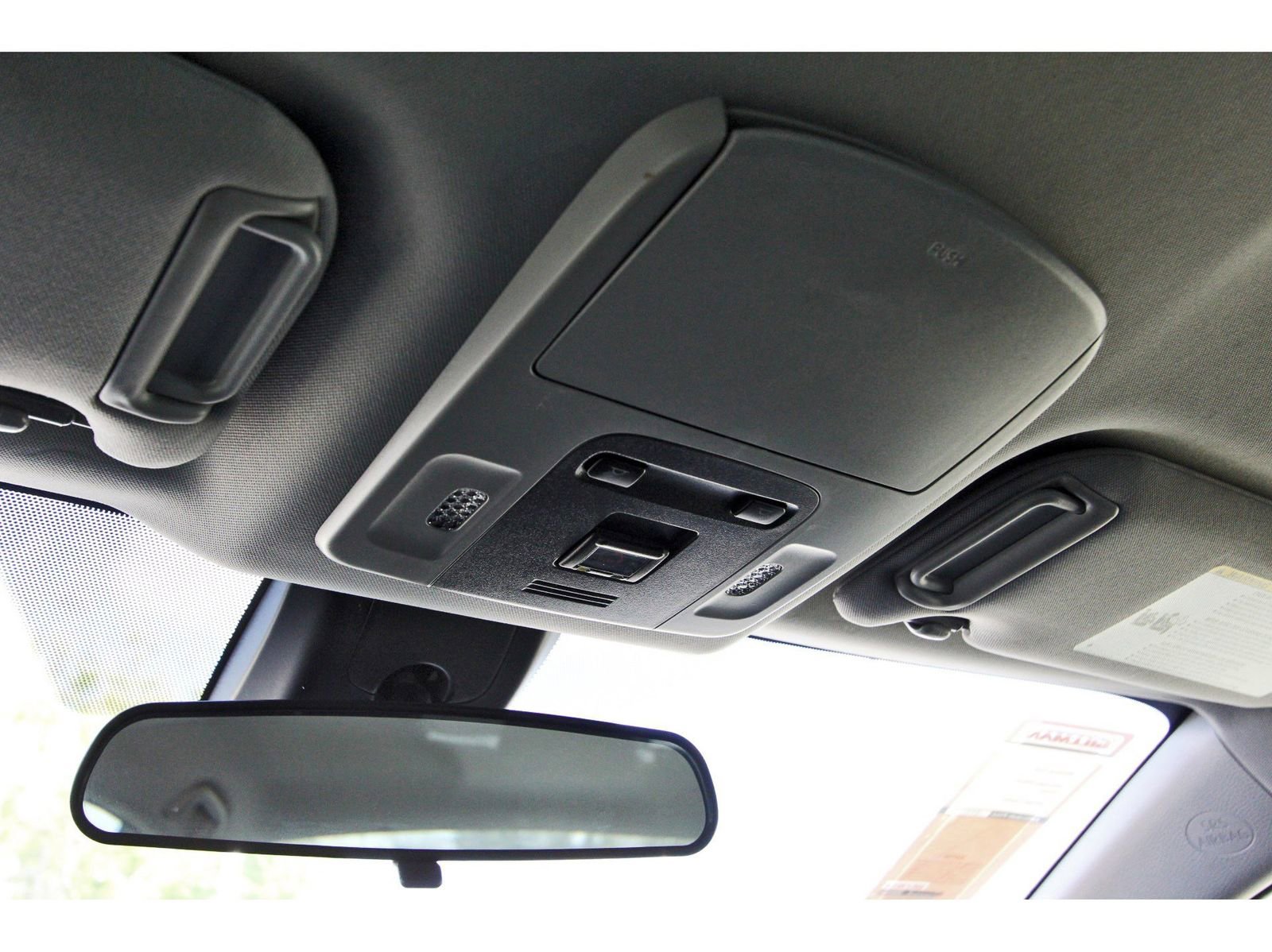 Used 2020 Toyota Camry SE image 22