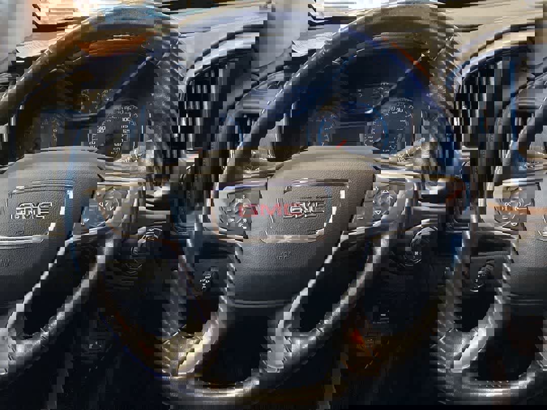 Used 2022 GMC Canyon AT4 image 17