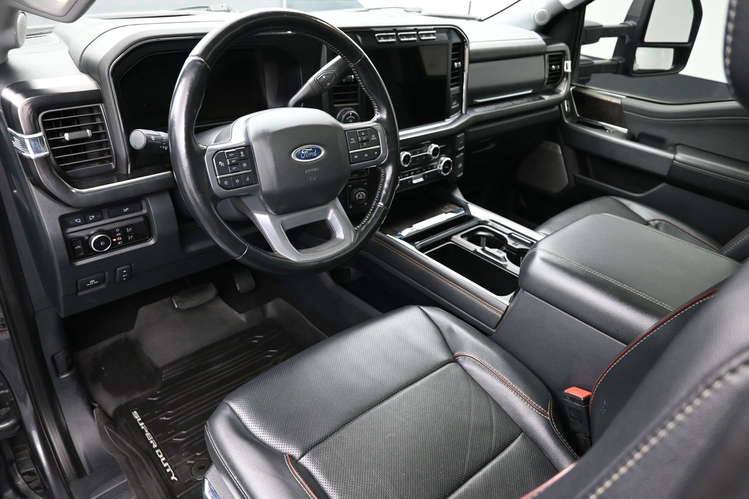 Used 2023 Ford F250 Lariat w/ Lariat Ultimate Package AWD/4WD image 22