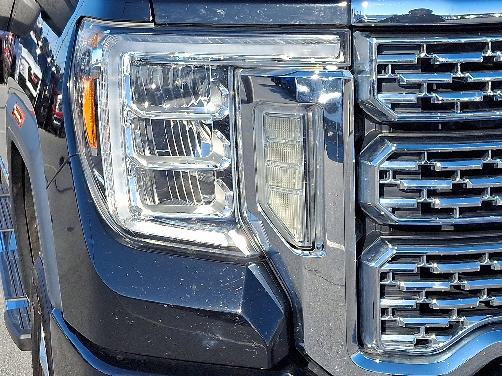 Used 2020 GMC Sierra 2500 Denali image 9