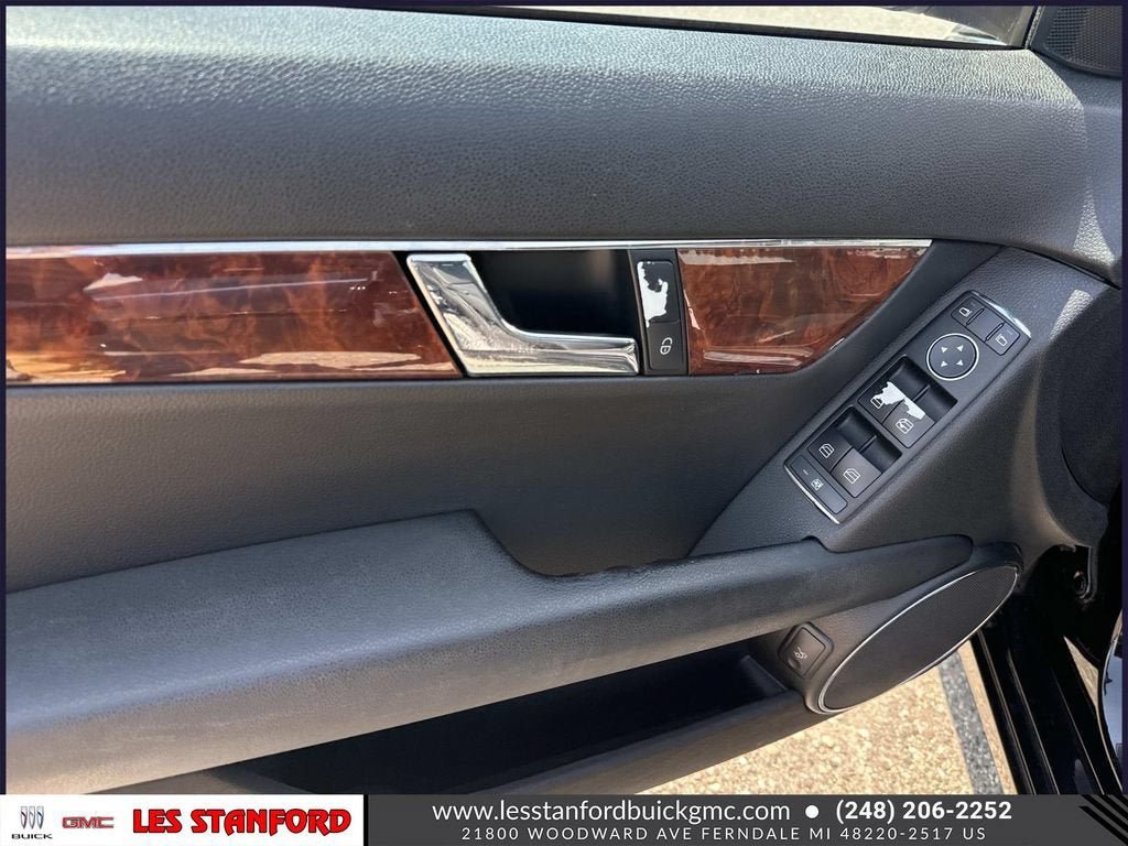Used 2008 Mercedes-Benz C 300 Sedan image 16