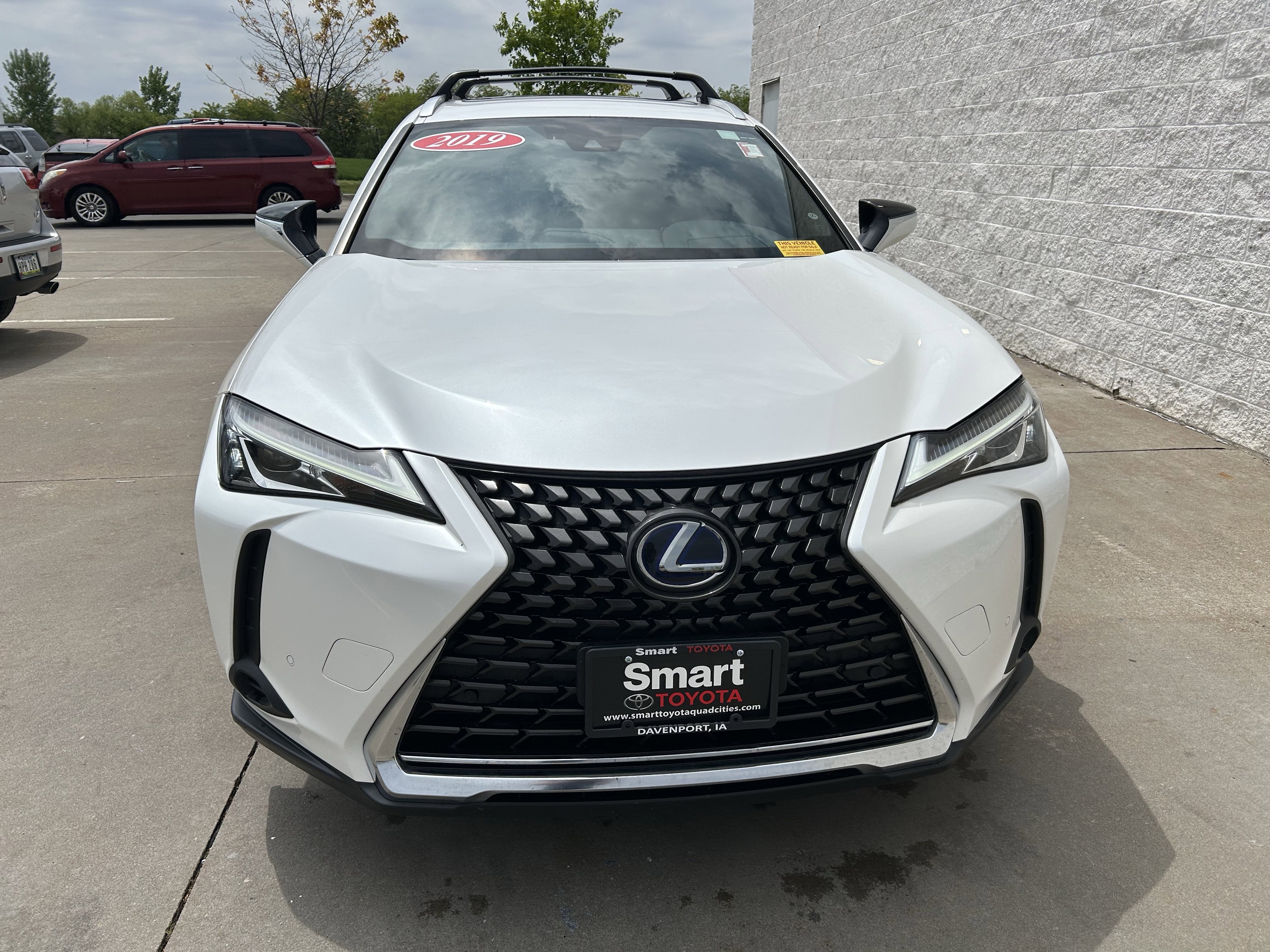 Used 2019 Lexus UX 250h w/ Premium Package AWD/4WD image 2