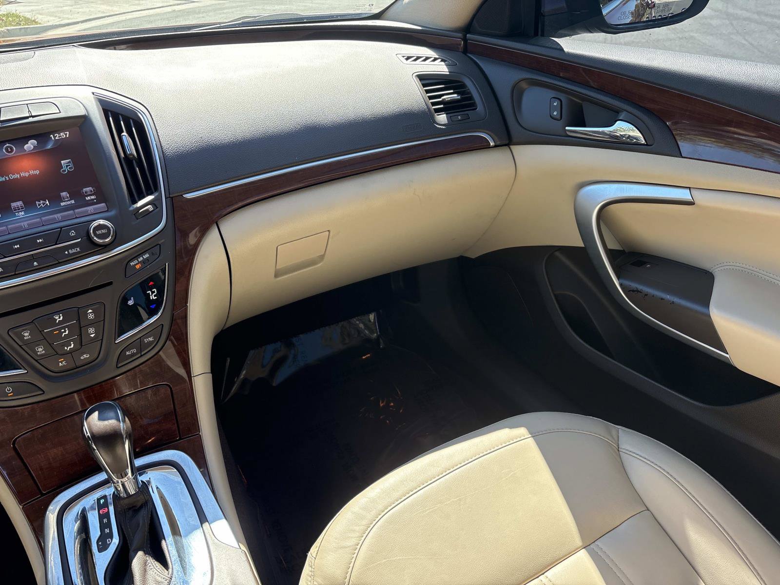 Used 2016 Buick Regal FWD image 31