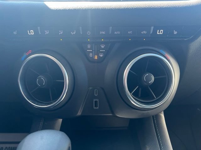 Used 2021 Chevrolet Blazer LT AWD/4WD image 18