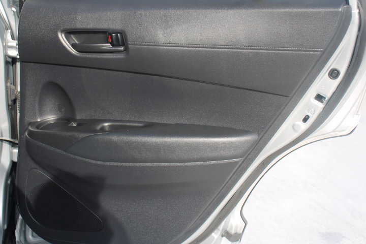 Certified 2024 Toyota Corolla Cross LE AWD/4WD image 16