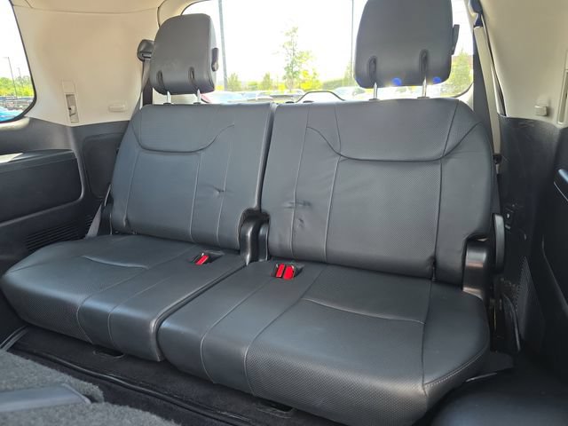 Used 2018 Lexus LX 570 4WD w/ Luxury Package image 15