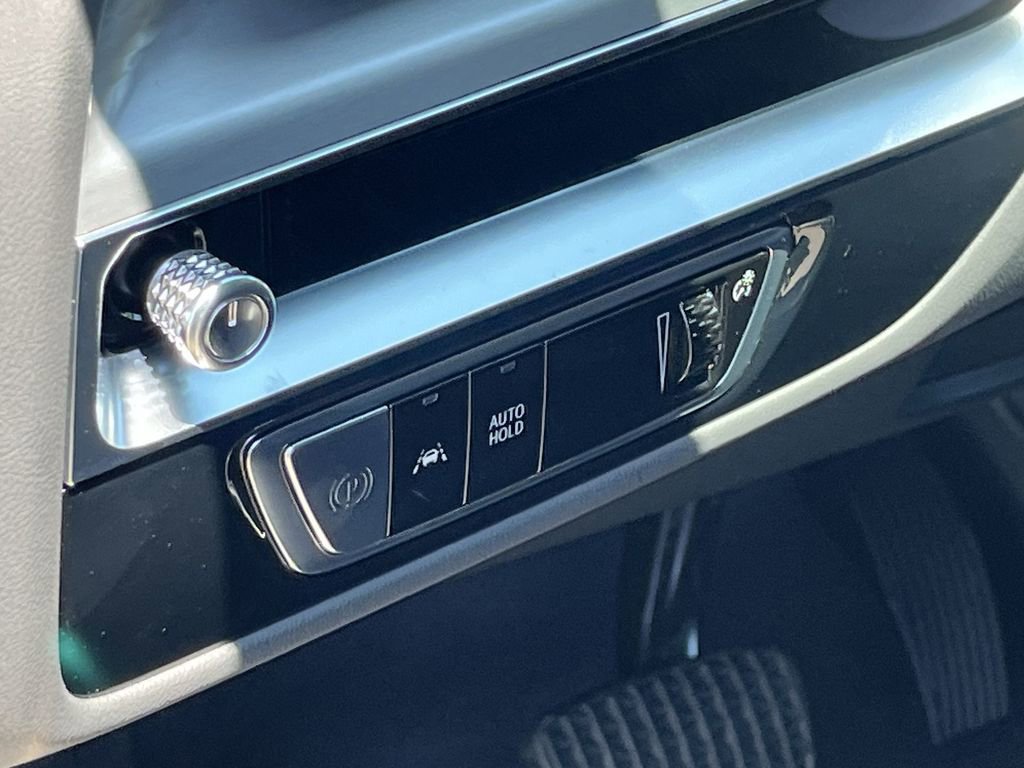 New 2025 Cadillac Lyriq Sport image 28