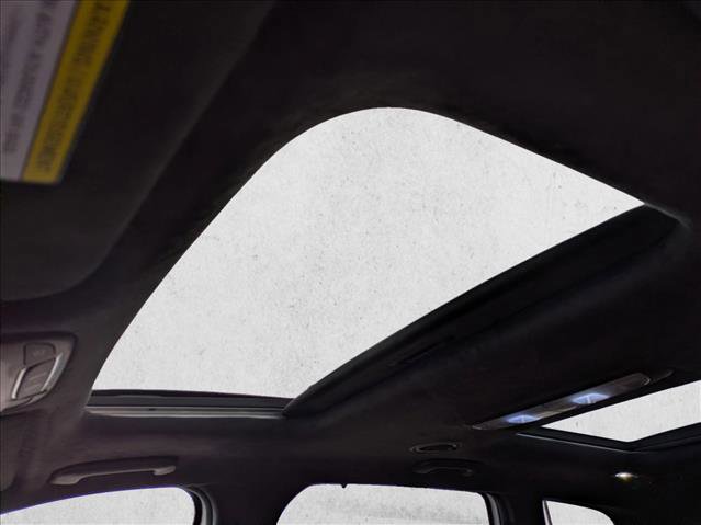 Used 2022 Kia Telluride SX w/ SX Prestige Package image 16