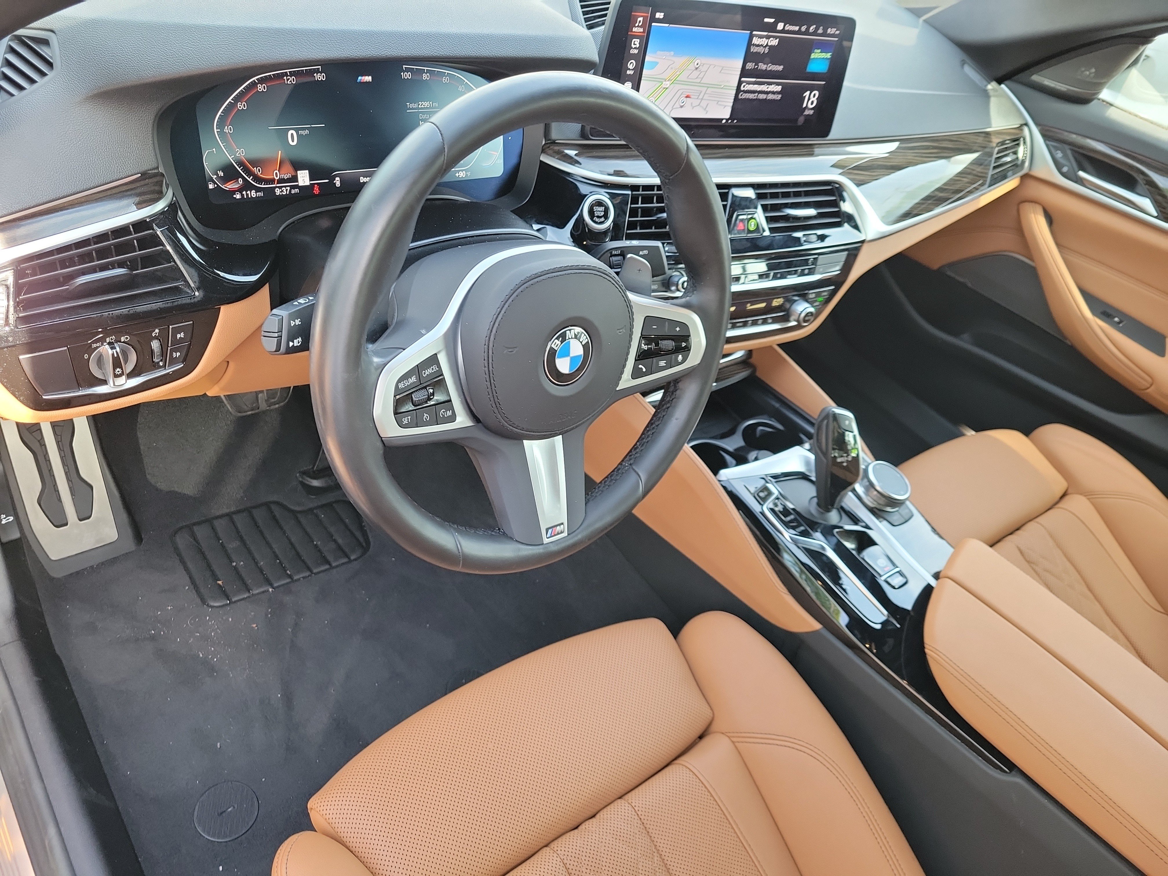 Certified 2023 BMW 540i w/ M Sport Package RWD image 18