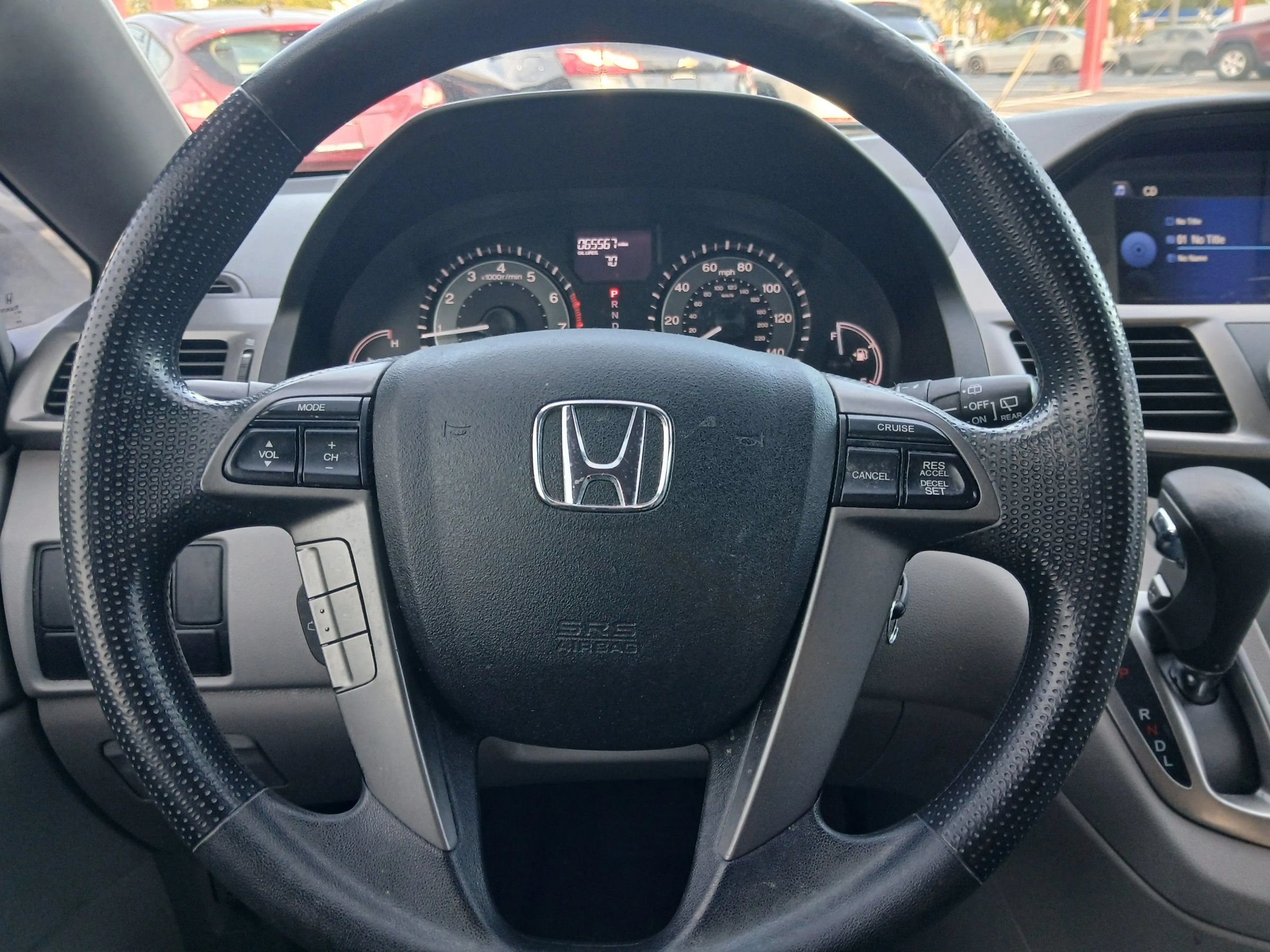 Used 2015 Honda Odyssey LX image 10