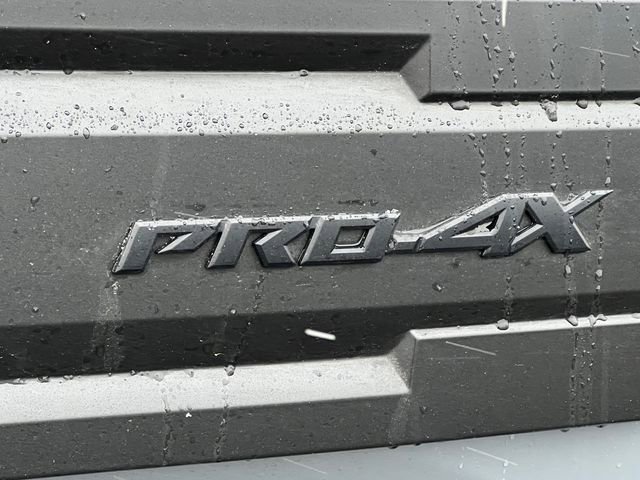 Used 2026 Nissan Frontier PRO-4X w/ Pro-4x Convenience Package image 45