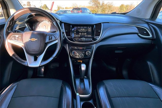 Used 2019 Chevrolet Trax LT w/ LT Convenience Package image 18