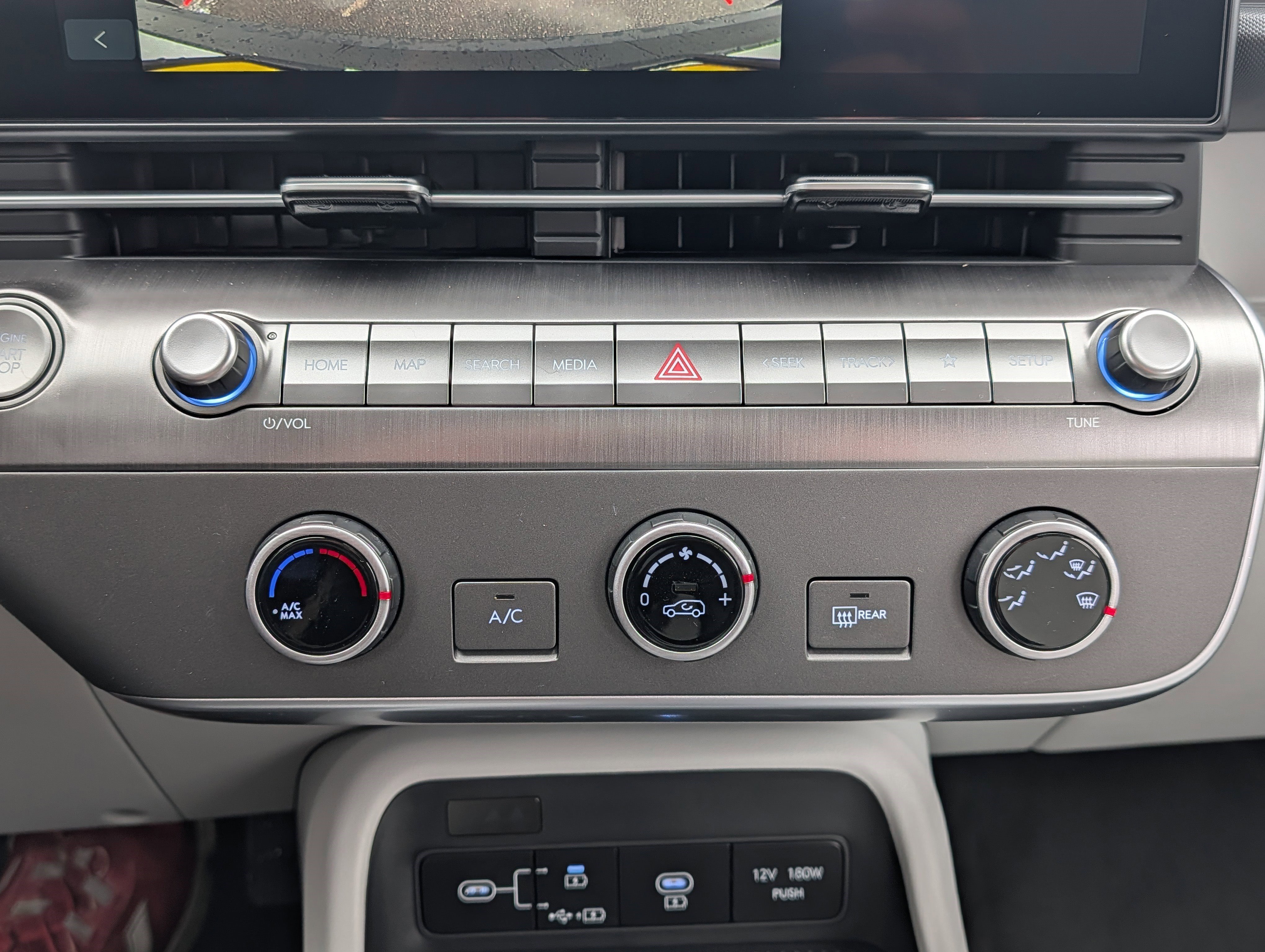 New 2026 Hyundai Kona SE image 13