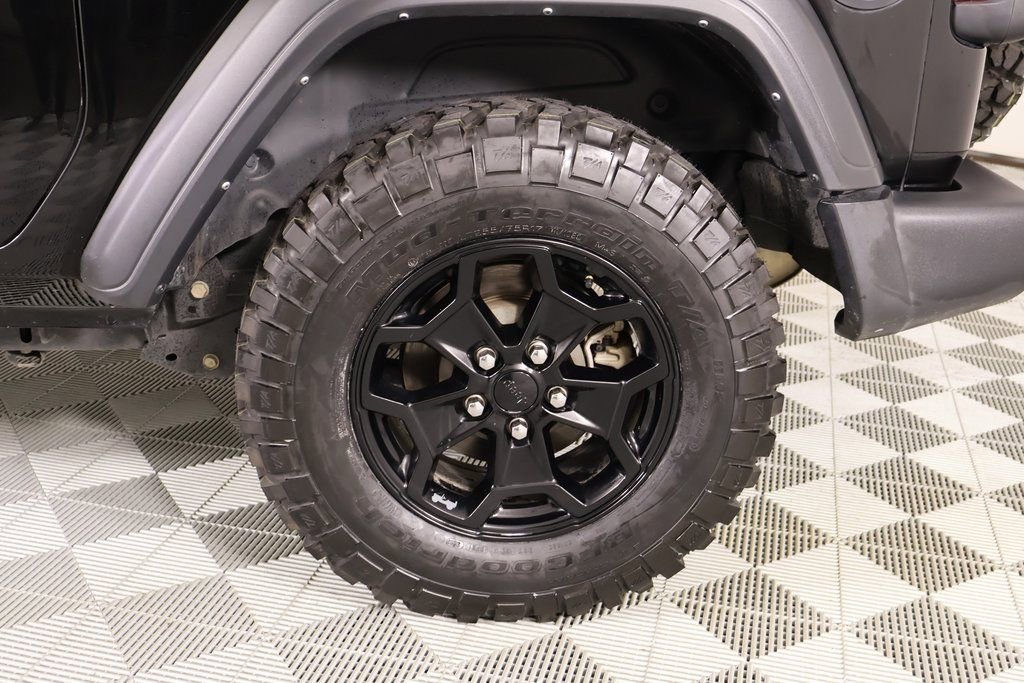 Used 2023 Jeep Wrangler Sport image 16