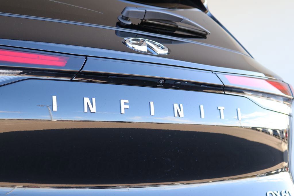 Certified 2025 INFINITI QX60 Luxe w/ Vision Package image 29