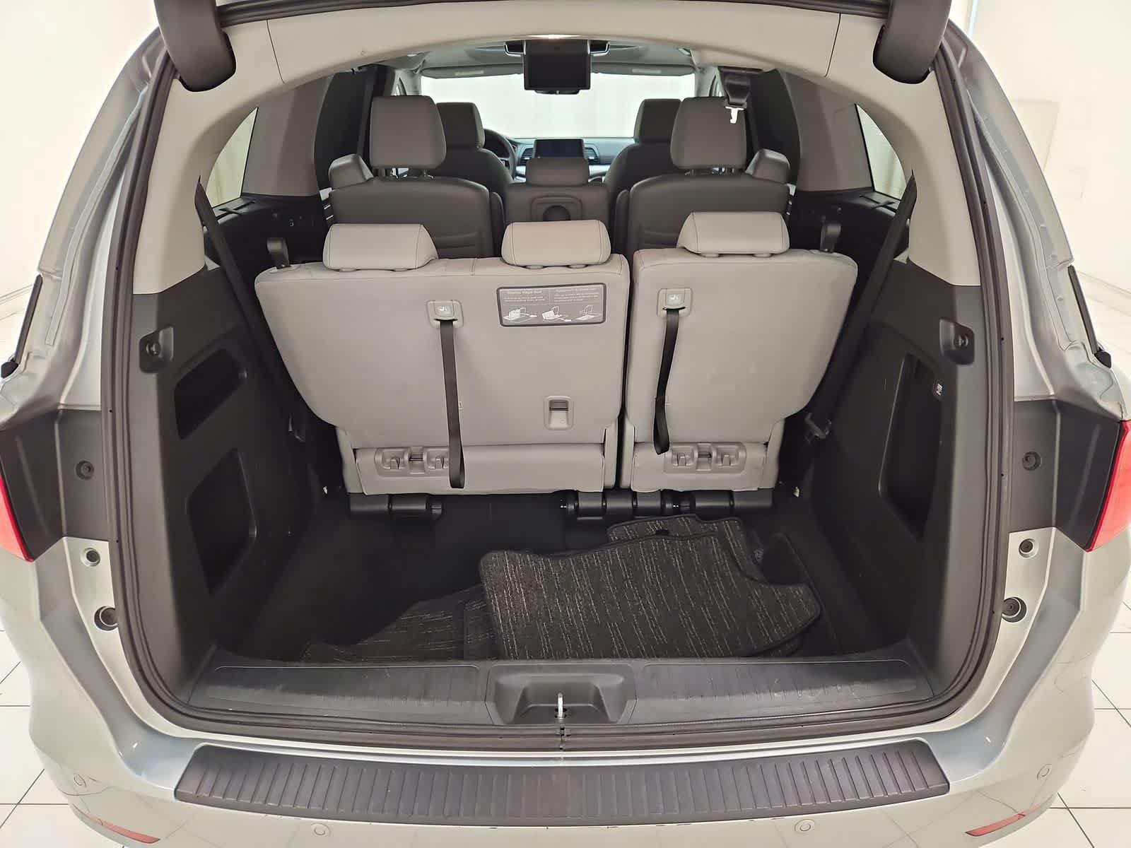 Certified 2023 Honda Odyssey Touring image 24