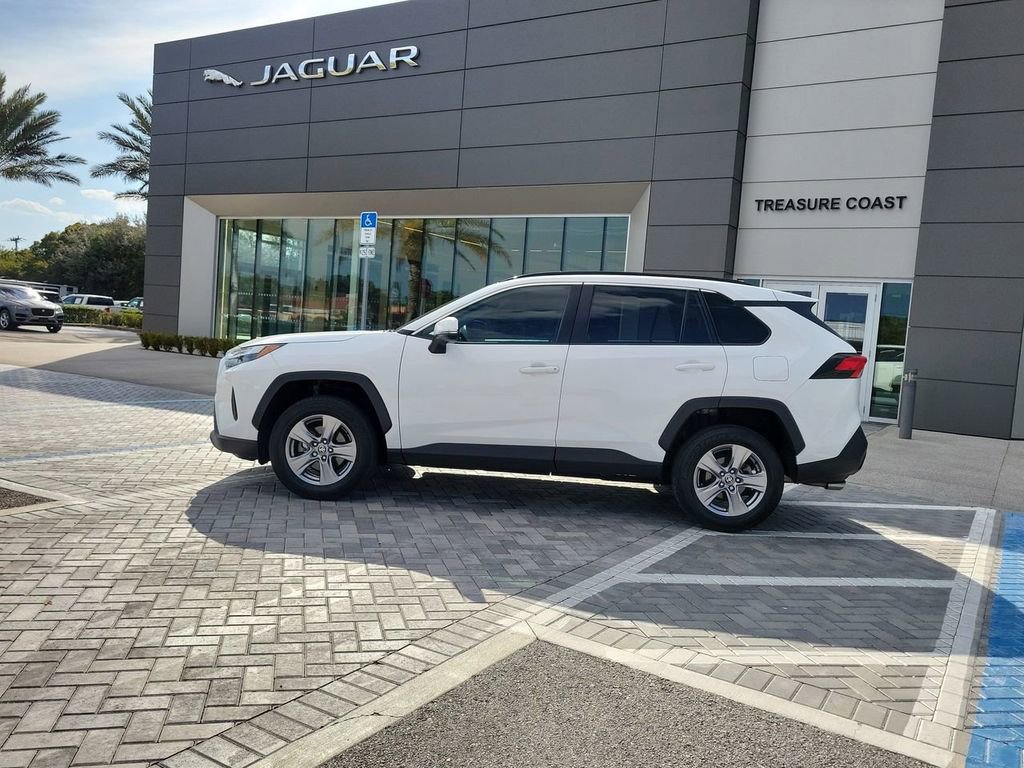 Used 2023 Toyota RAV4 XLE w/ Convenience Package image 2