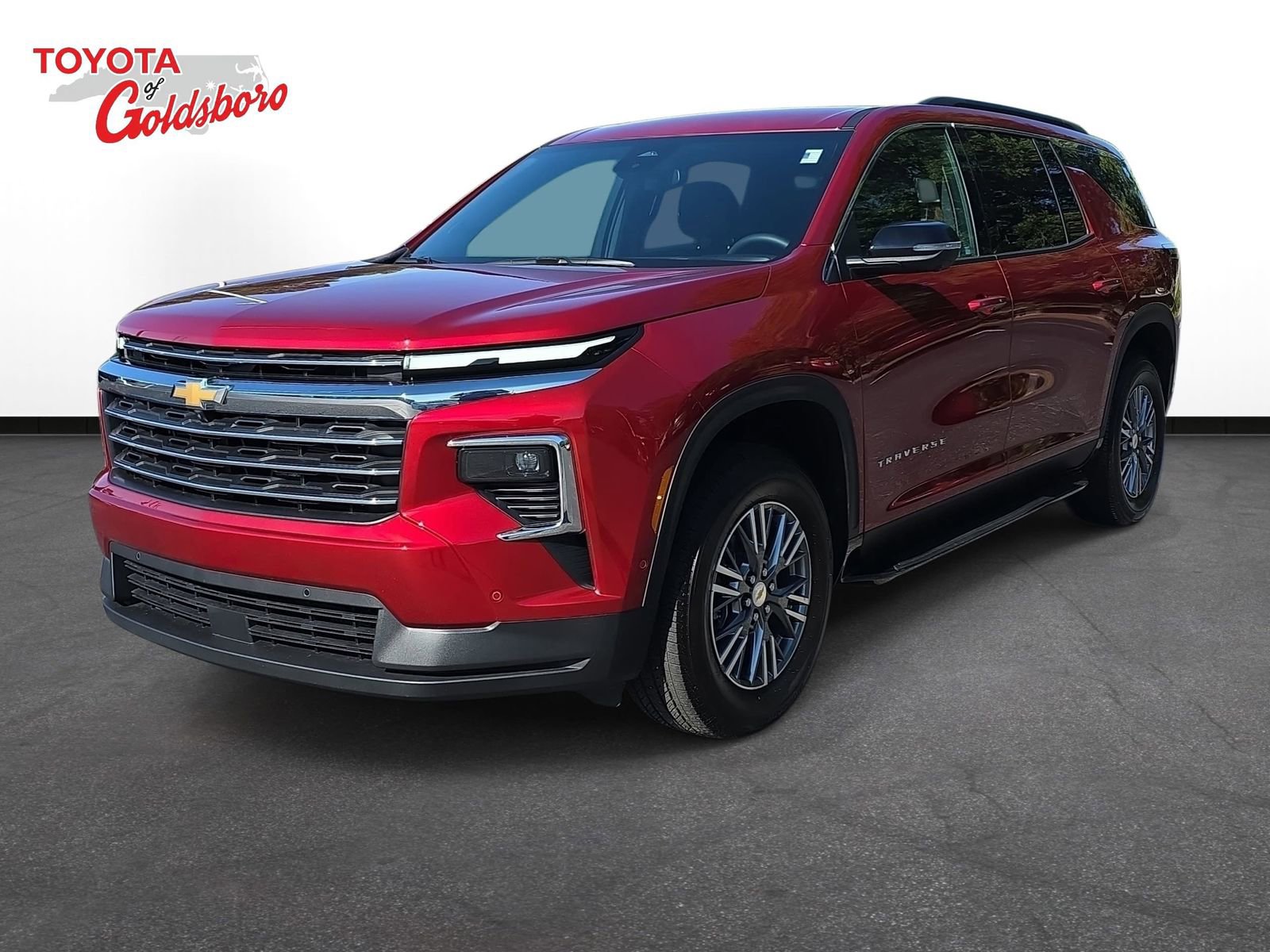 Used 2025 Chevrolet Traverse LT w/ Enhanced Driving Package