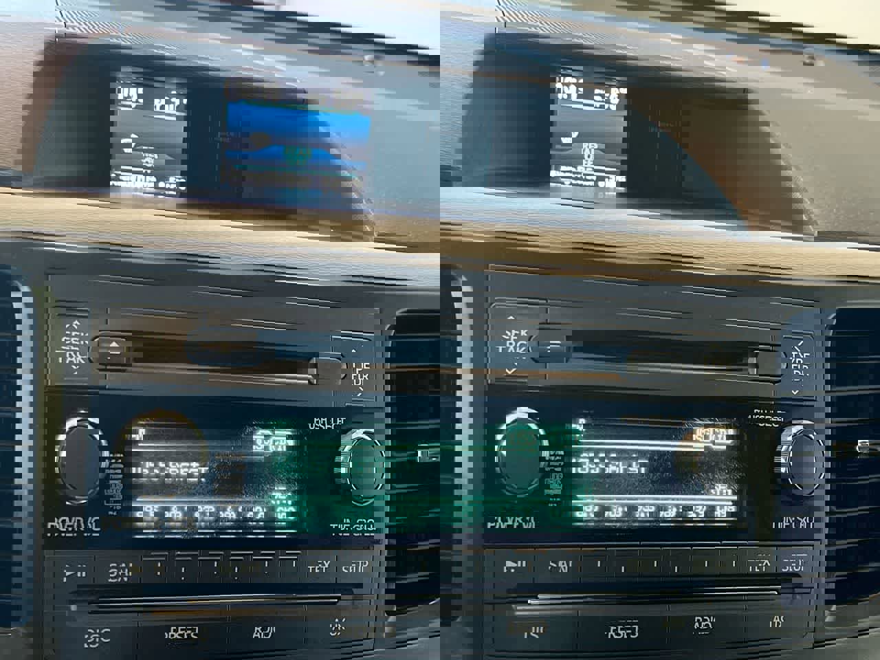 Used 2012 Toyota Sienna SE image 16