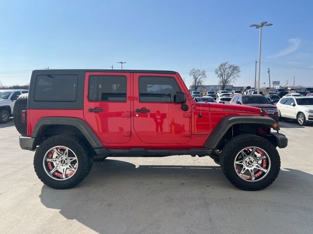 Used 2015 Jeep Wrangler Unlimited Rubicon w/ Connectivity Group image 2
