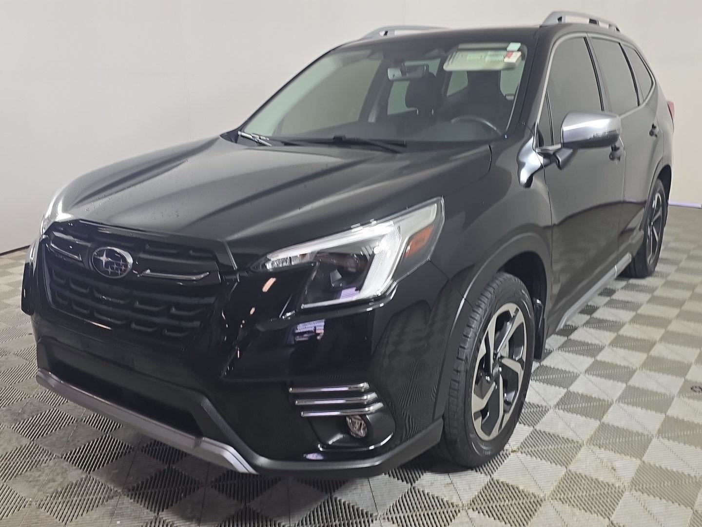Used 2022 Subaru Forester Touring AWD/4WD image 23