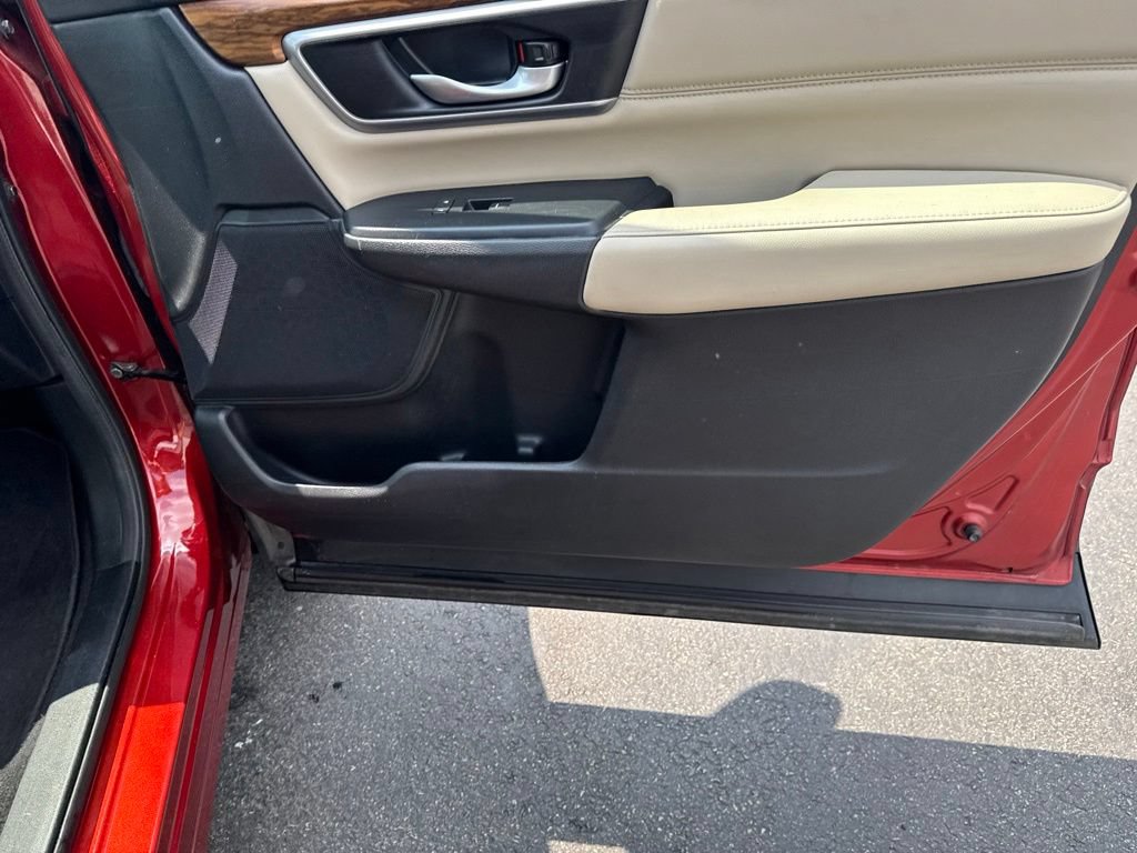 Used 2017 Honda CR-V Touring image 40