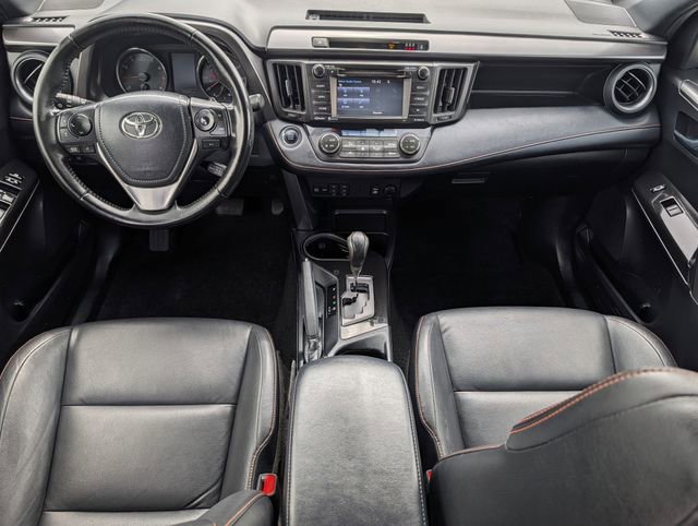 Used 2018 Toyota RAV4 SE w/ Power Extra Value Package AWD/4WD image 11