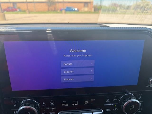 Used 2023 Toyota Highlander Platinum image 26