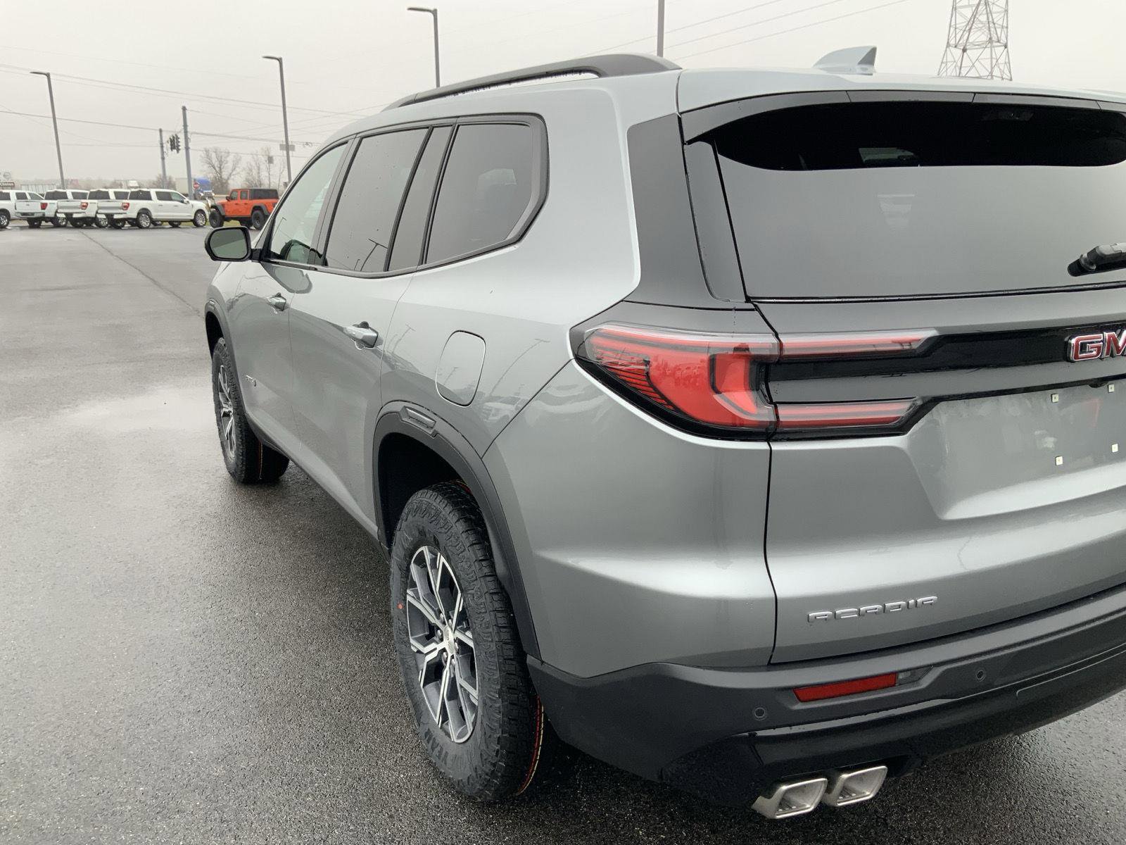 New 2026 GMC Acadia AT4 w/ Luxury Package image 20