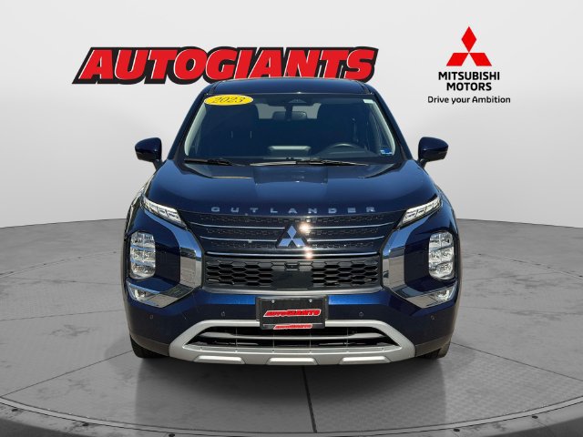Used 2023 Mitsubishi Outlander SE AWD/4WD image 6