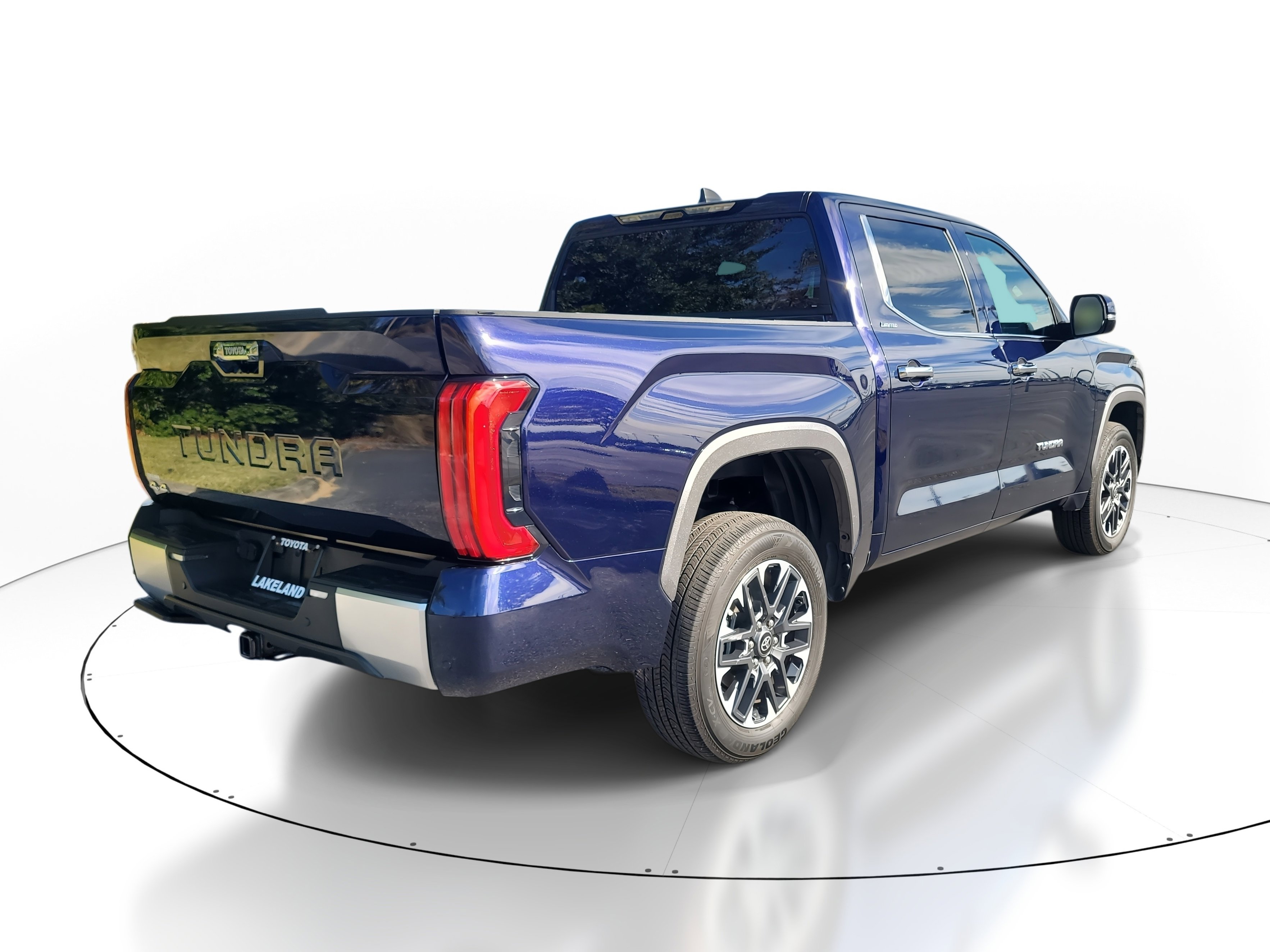 Used 2025 Toyota Tundra Limited image 7