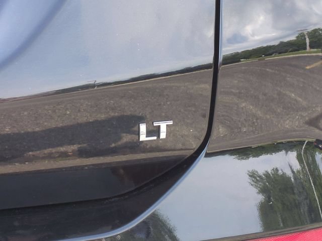Used 2020 Chevrolet Equinox LT w/ Driver Convenience Package FWD image 9
