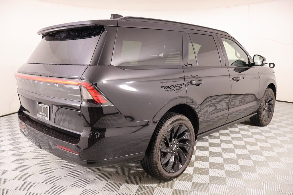 New 2025 Lincoln Navigator Reserve w/ Jet Appearance Package image 23