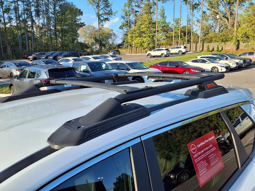 Certified 2025 Nissan Rogue SV image 10