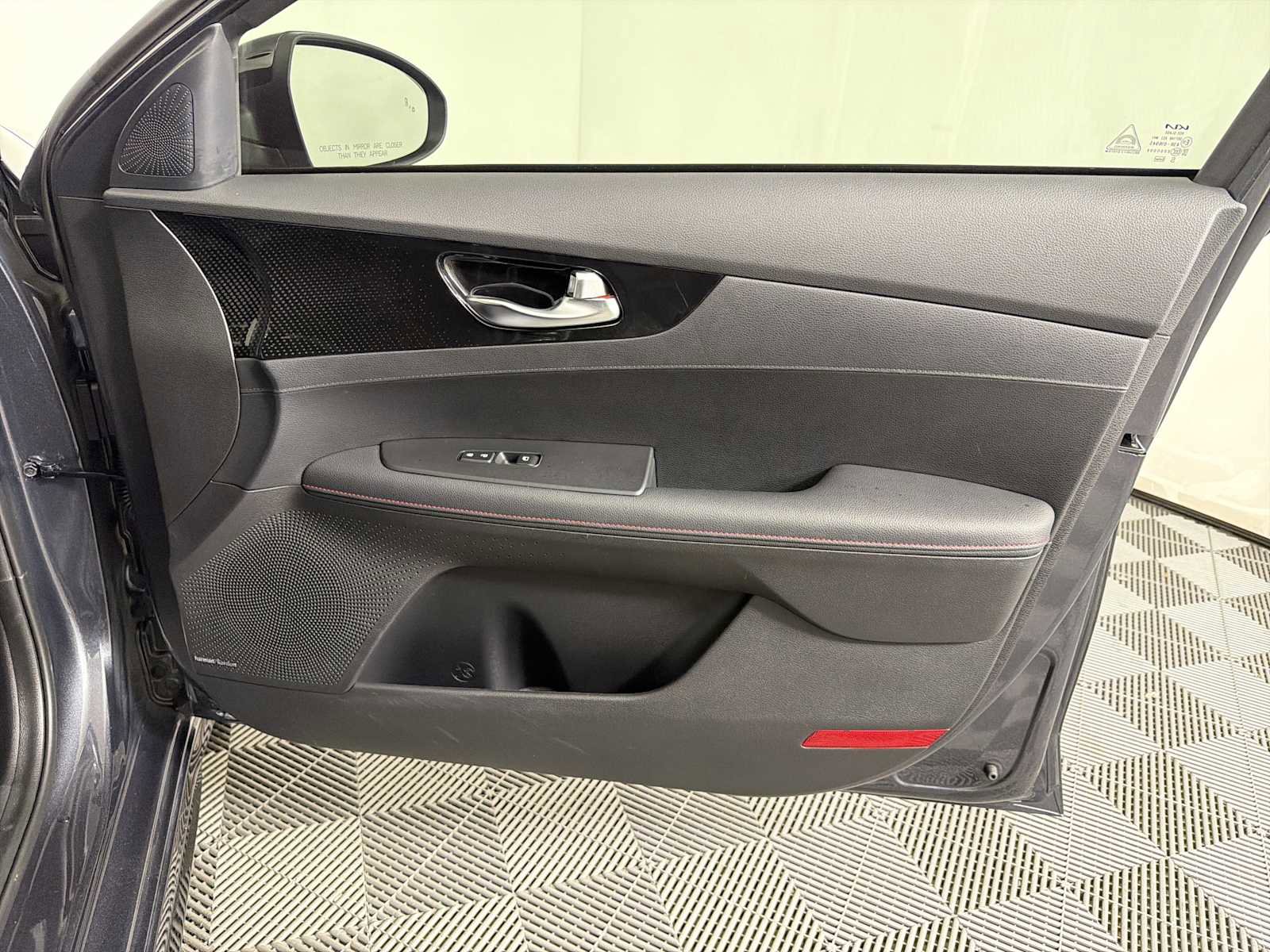 Used 2023 Kia Forte GT w/ GT2 Package image 13