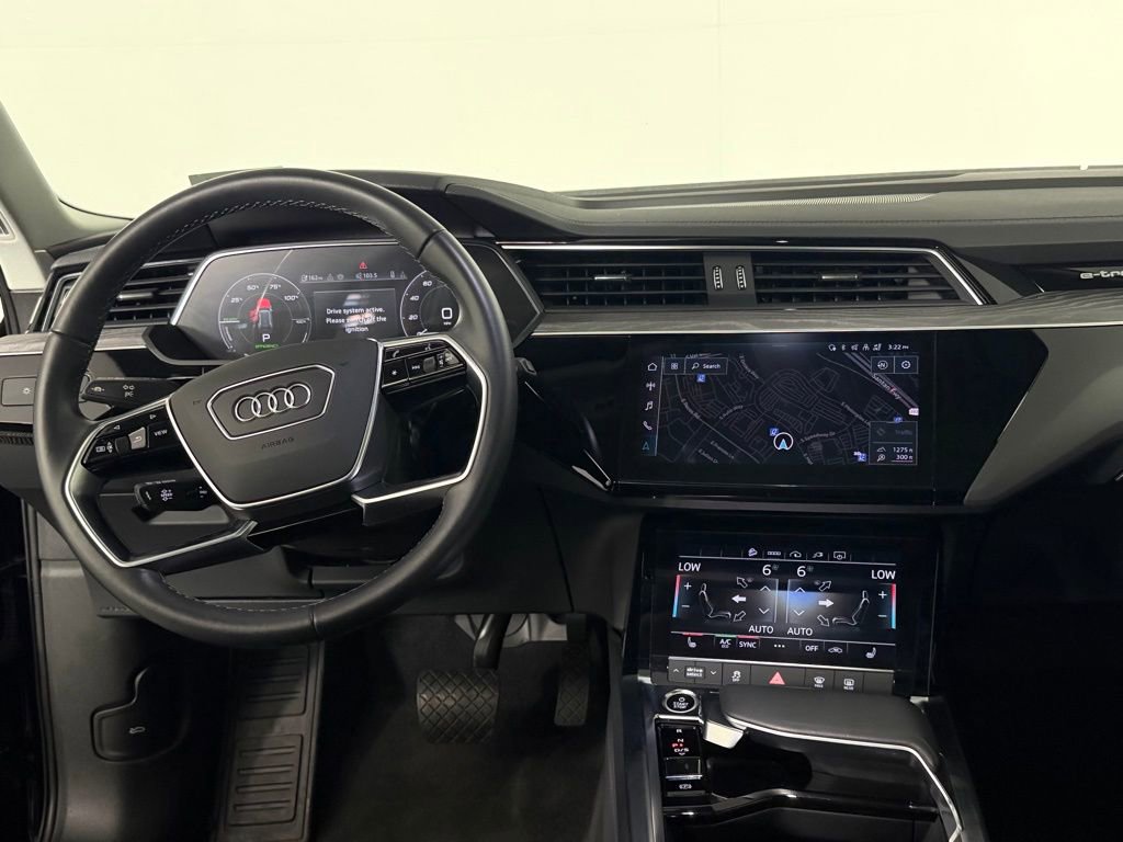 Used 2024 Audi Q8 e-tron Premium image 13