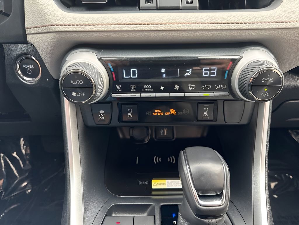 Used 2023 Toyota RAV4 XLE Premium AWD/4WD image 19