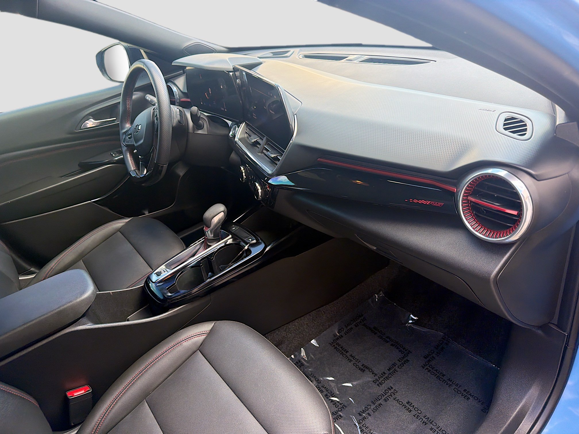 Used 2024 Chevrolet Trax RS FWD image 29