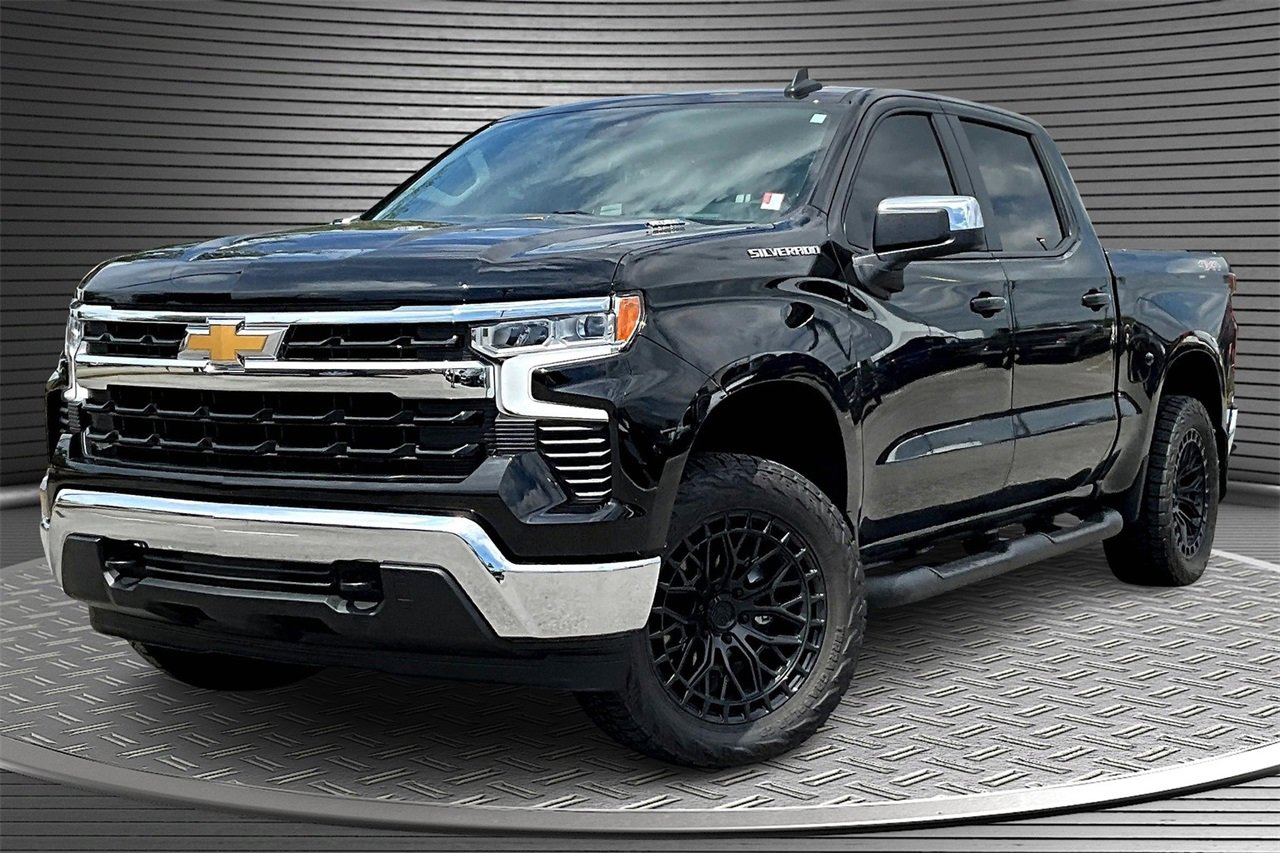 Used 2025 Chevrolet Silverado 1500 LT w/ All Star Edition Plus