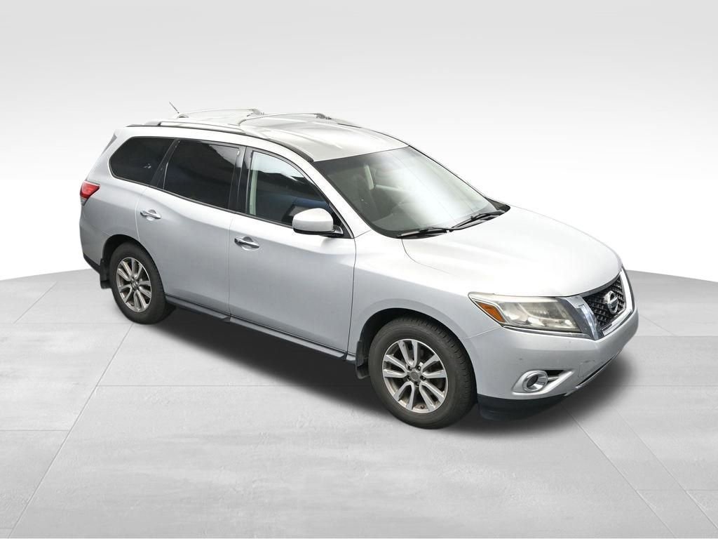 Used 2015 Nissan Pathfinder SV w/ Trailer Tow Package image 23