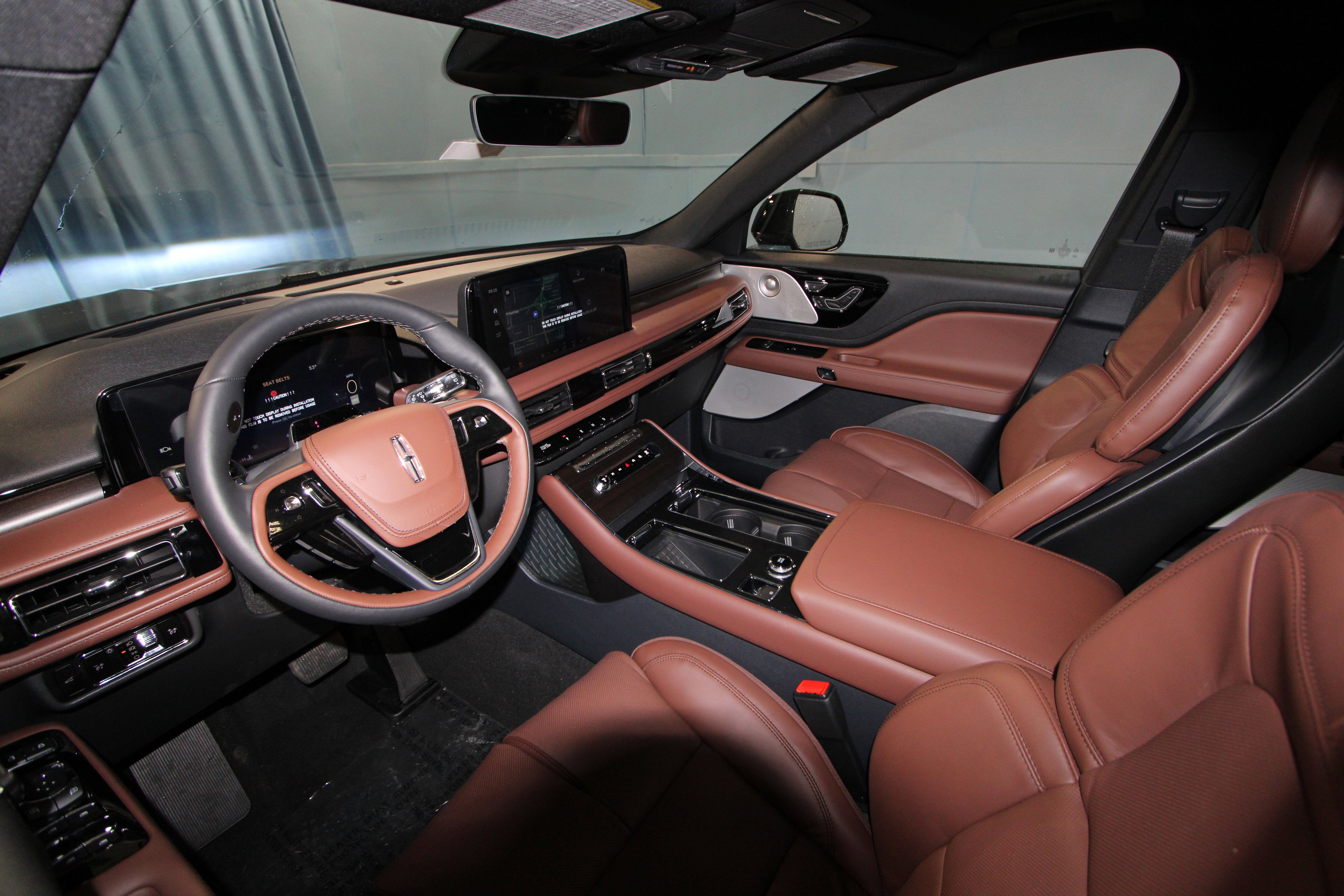 New 2026 Lincoln Aviator Reserve image 2