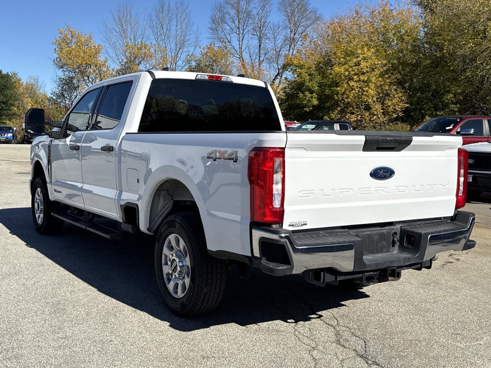 Used 2024 Ford F250 XLT AWD/4WD image 8