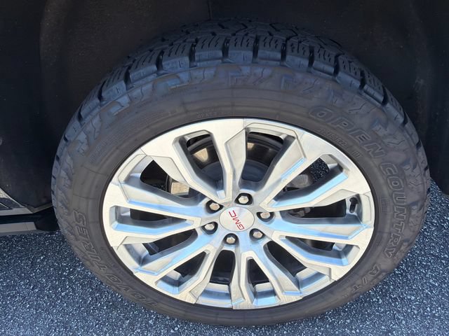 Used 2024 GMC Yukon Denali AWD/4WD image 20