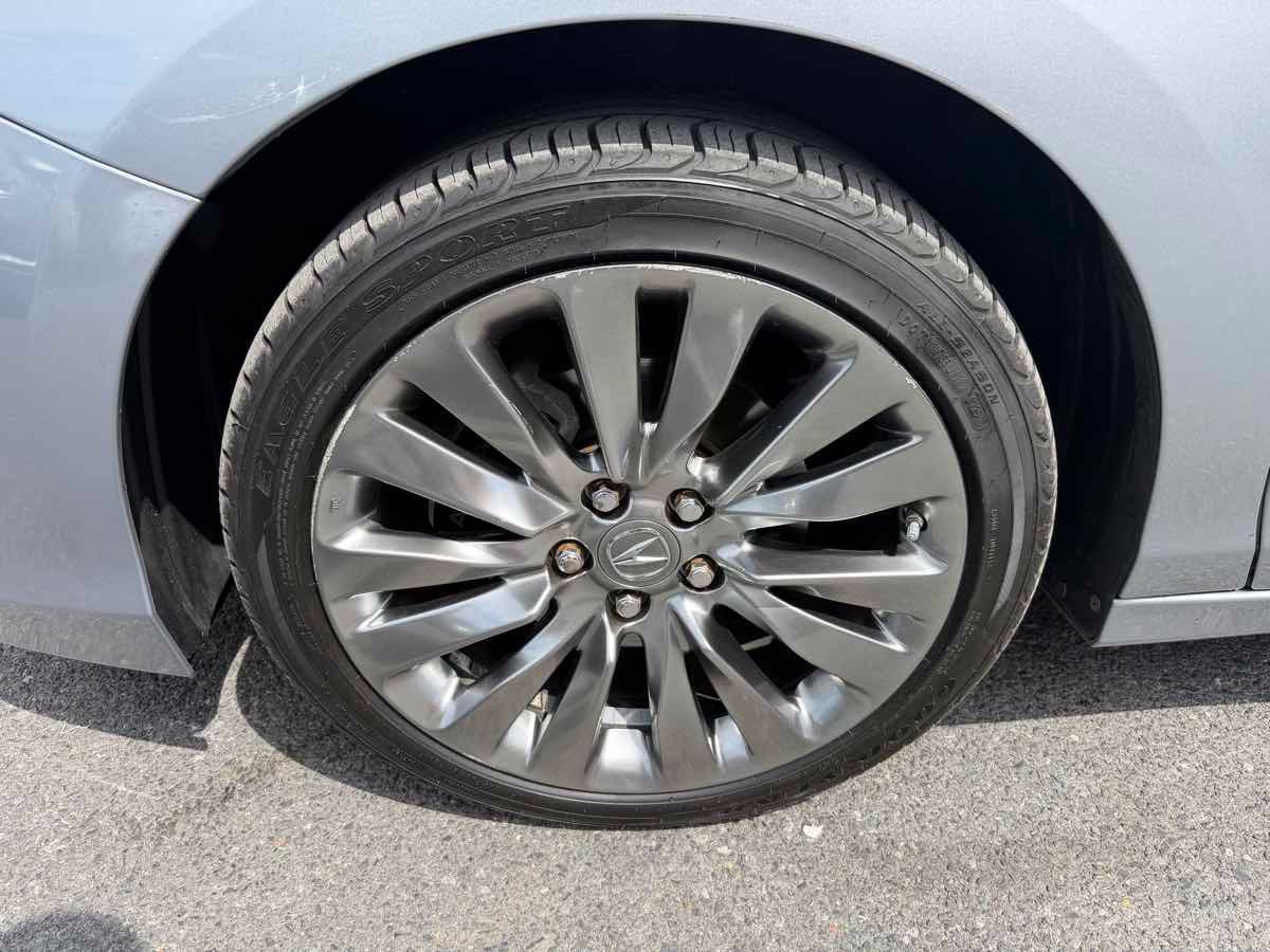Used 2016 Acura RLX w/ Technology Package FWD image 26