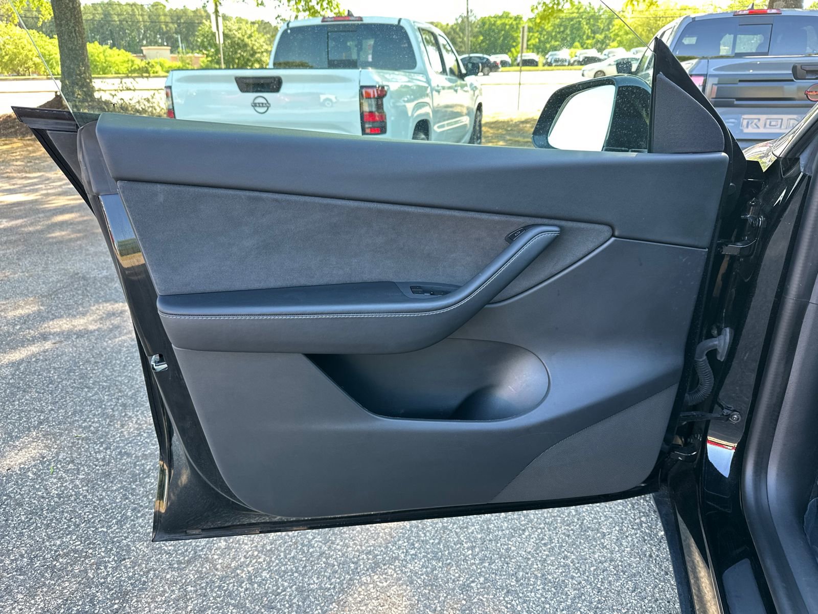 Used 2021 Tesla Model Y Long Range image 10