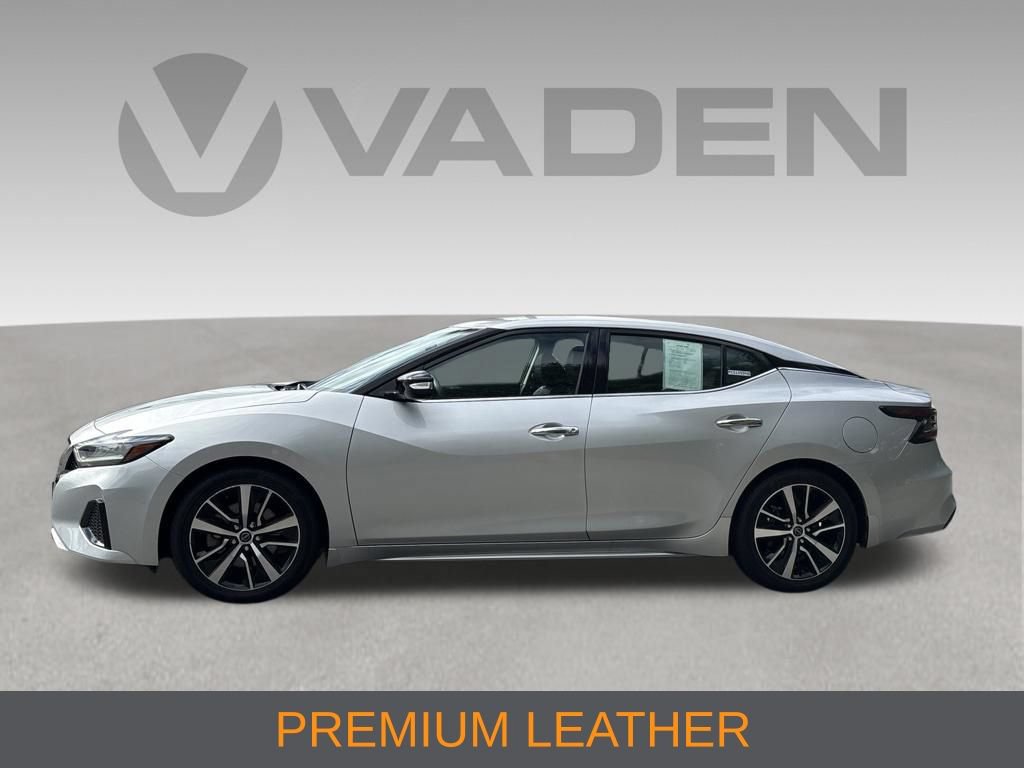 Used 2023 Nissan Maxima SV w/ Floor Mat Group FWD image 9